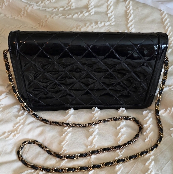 Vintage Ande Elegant Black Quilted Clutch Purse with Chain Strap - Picture 2 of 4